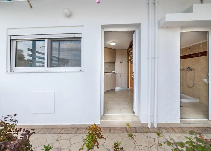 Springs Petronas Apartment